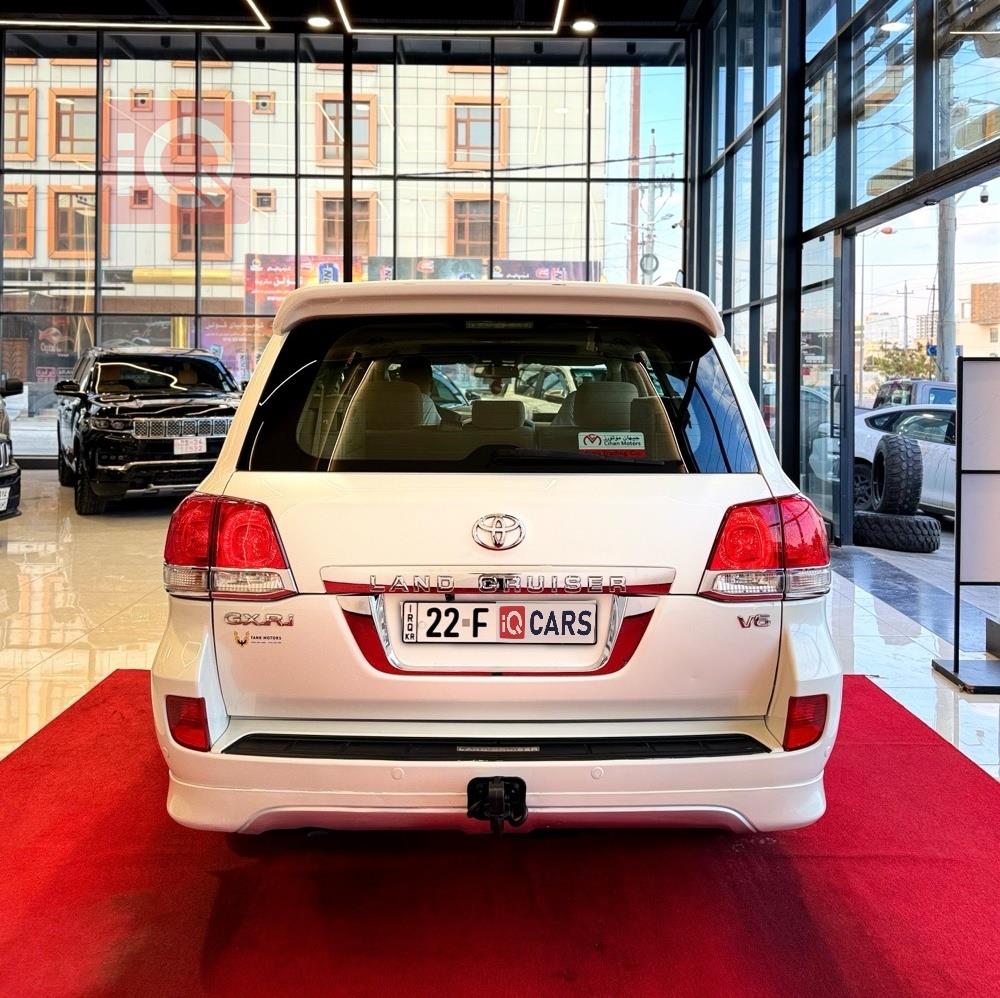 تويوتا لاندكروزر